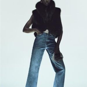 Zara Black Faux Fur Cropped Vest